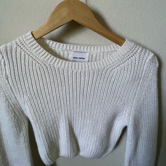 white sweater - Picture 2 of 2